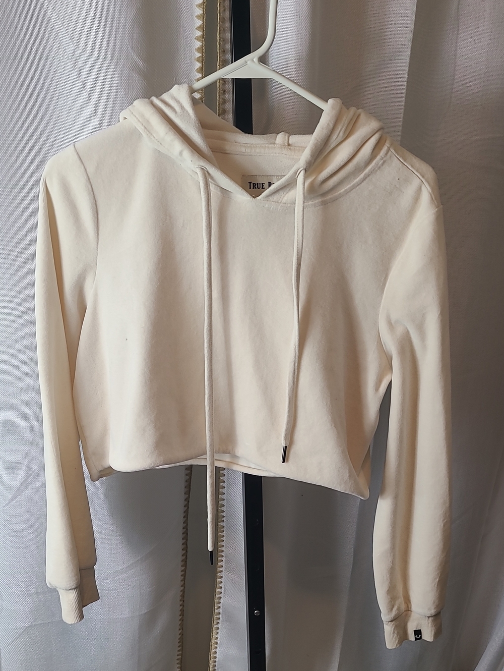 True Religion Womens Velour Crop Pullover Hoodie Size S Beige - Picture 2 of 5